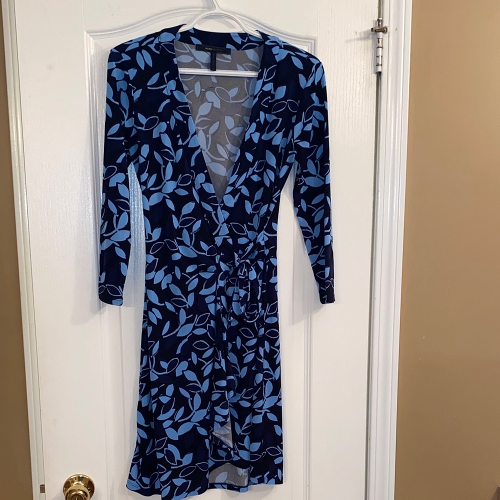 BCBGMaxAzria Navy and Light Blue Leaf Print Dress